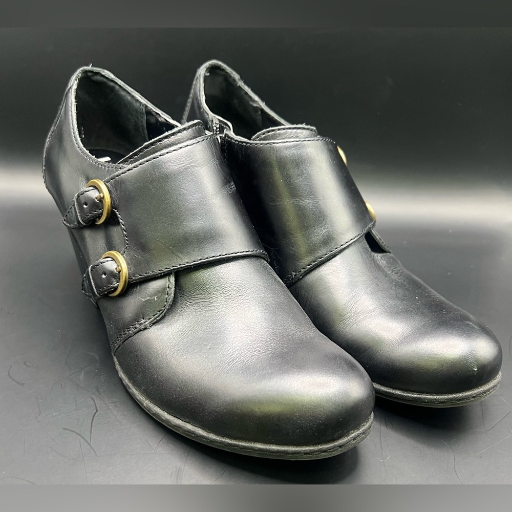 b.o.c.- Born Concept,Women's Black Leather Shoes with Buckle Detail, Size: 7-1/2